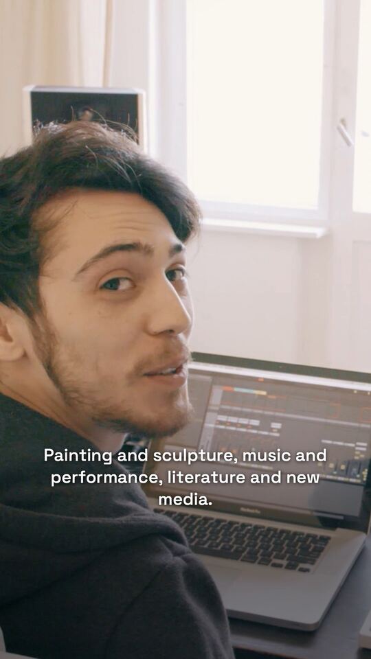 Videos from the programme of the Stiftung Starke